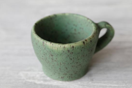 kleine Tasse, 5 cm hoch, Ø 5,6 cm